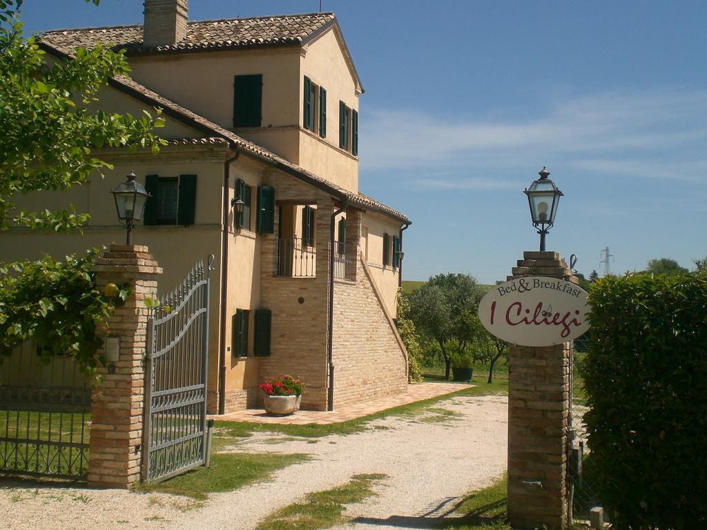 I Ciliegi Bed & Breakfast Osimo Exterior photo